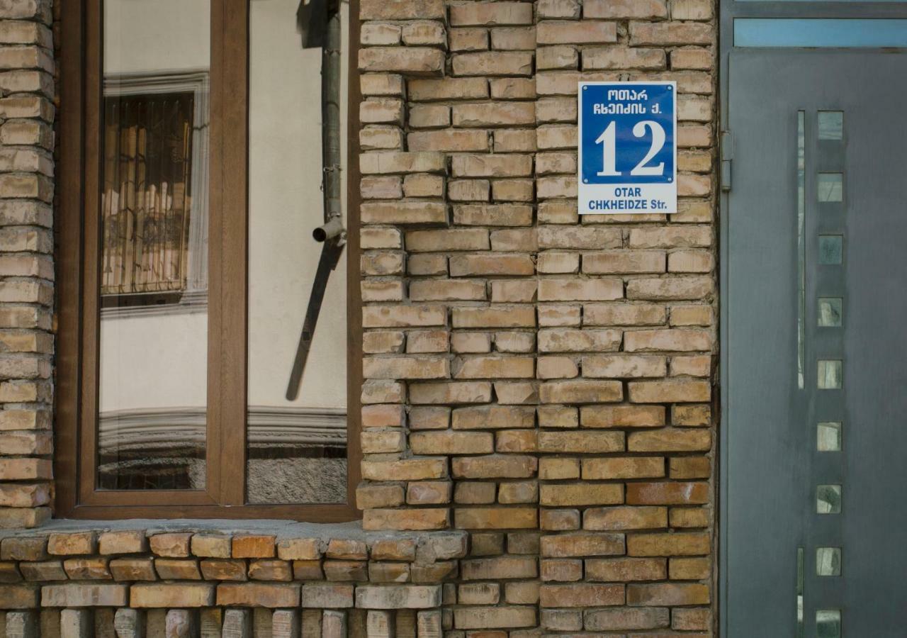 Brick Walls Гори Экстерьер фото